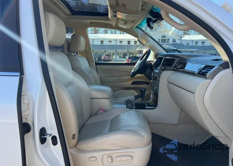 2014 Lexus Lx 570 z USA, uszkodzony, nr VIN JTJHY7AX2E4157767